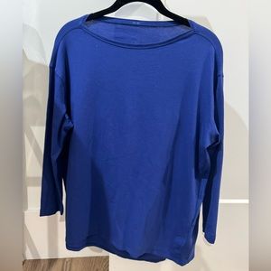 Lululemon back in action long sleeve top